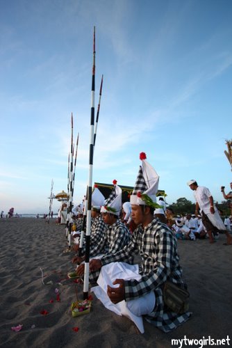 Praying in group at Petitenget beach